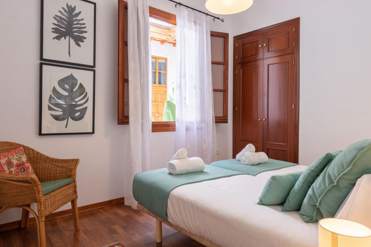 Abades Giralda Deluxe By Valcambre Apartment Seville Exterior photo