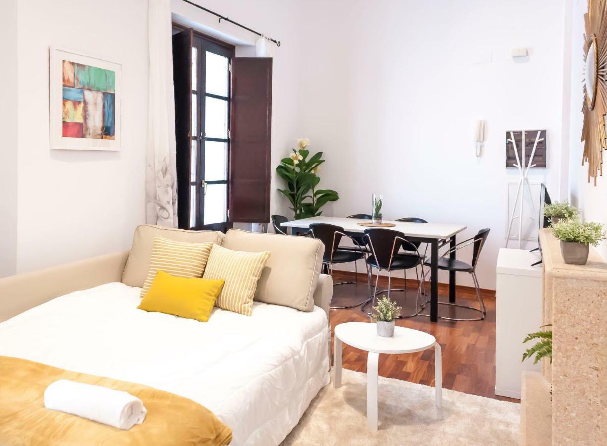 Abades Giralda Deluxe By Valcambre Apartment Seville Exterior photo